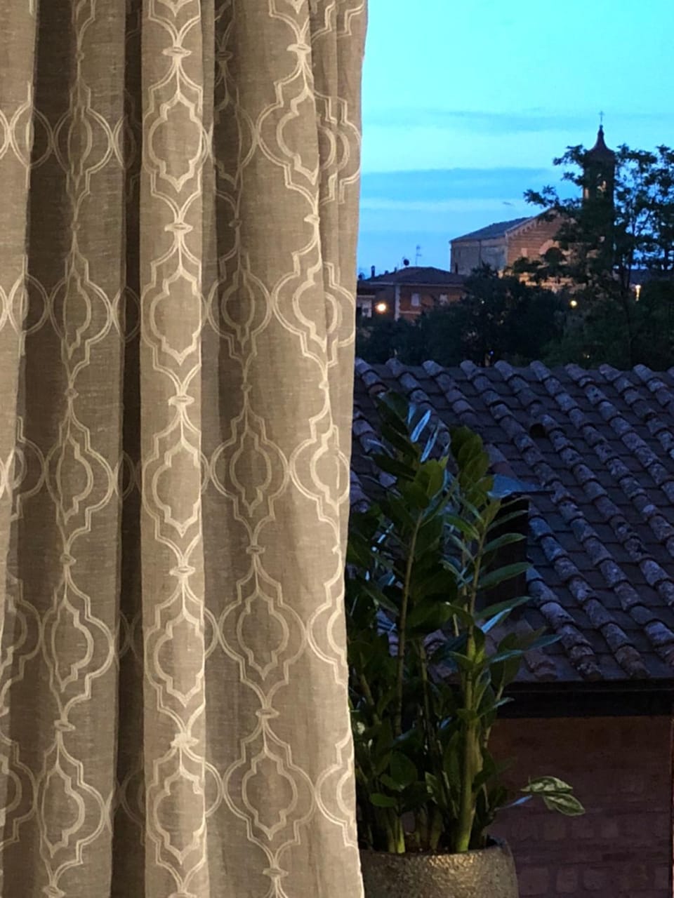 View (from property/room), View (from property/room), On site, City view, Street view, Sunset