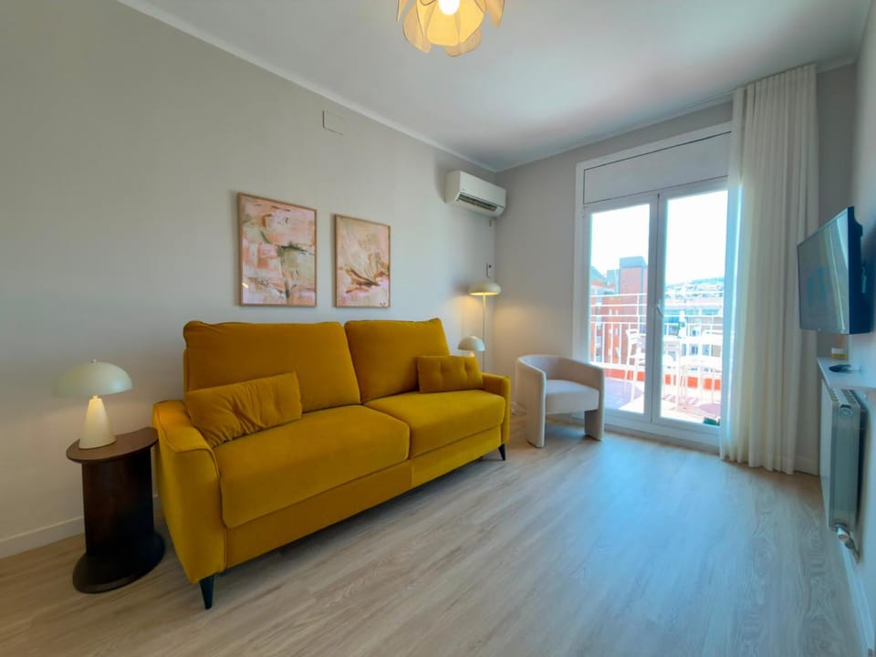 BarcelonaForRent Sagrada Penthouse Apartment in Barcelona