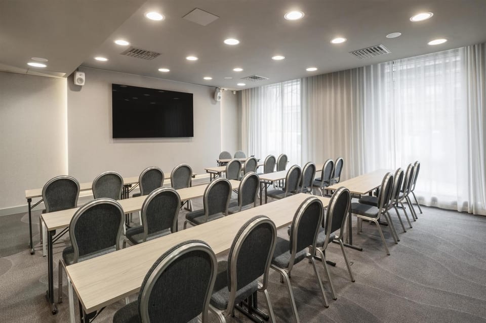 Meeting/conference room