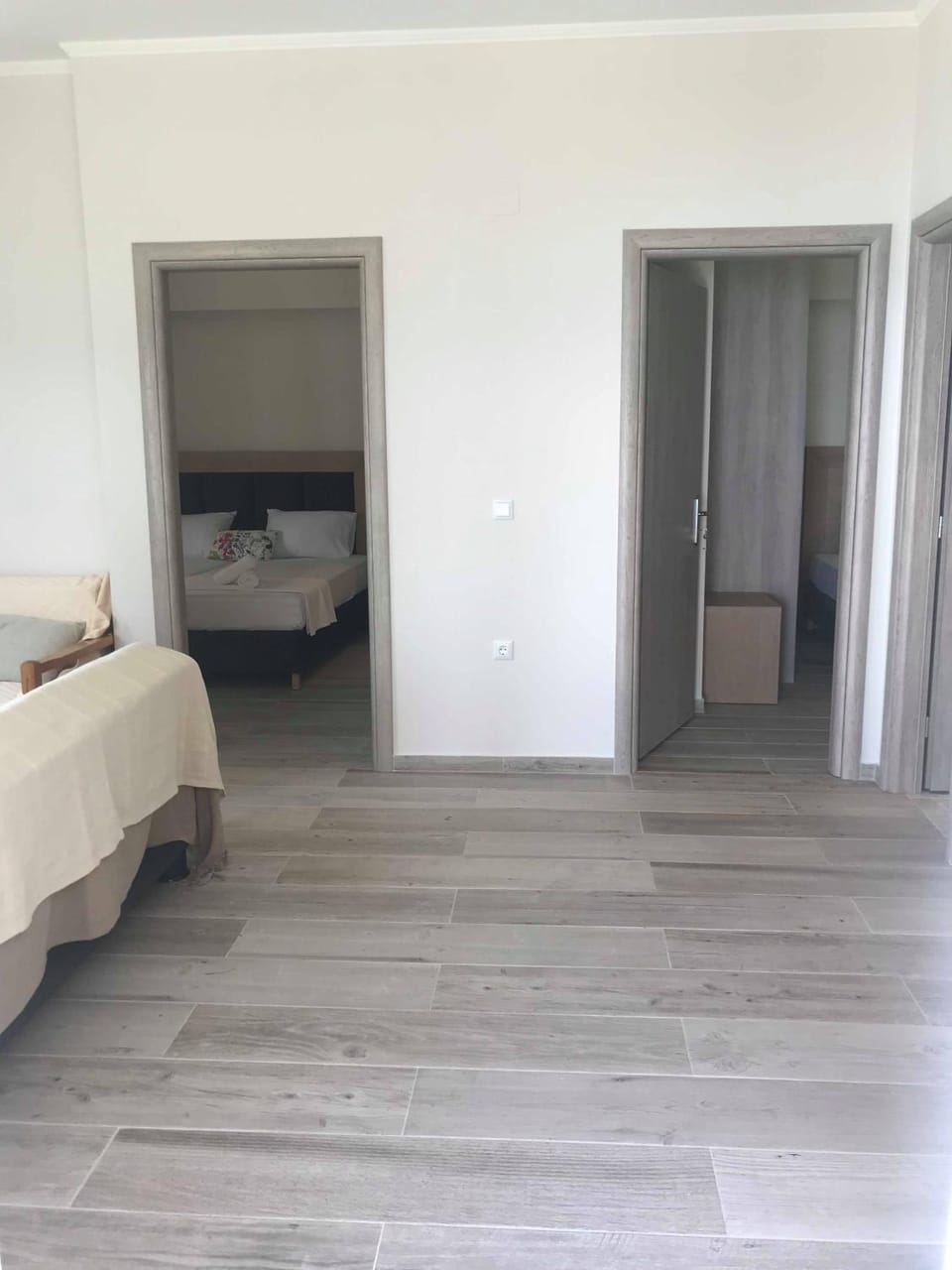 Stami's Seaside Apartment House in Corfu, Greece