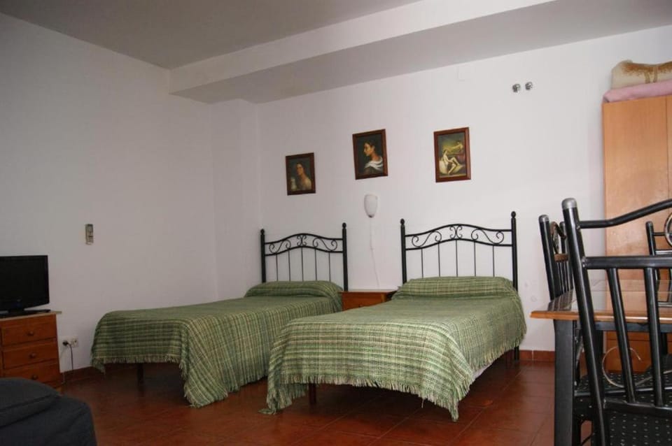 Hostal Alcázar Bed and Breakfast in Cordoba