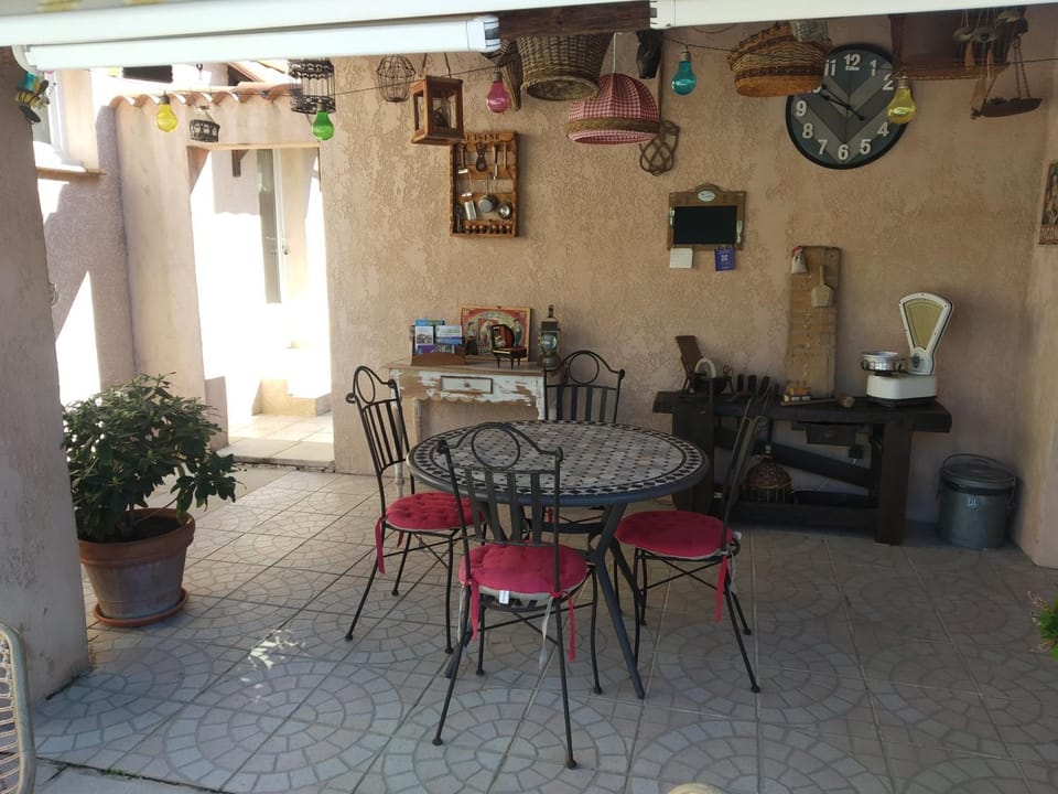 L'éolyre Bed and Breakfast in French Riviera