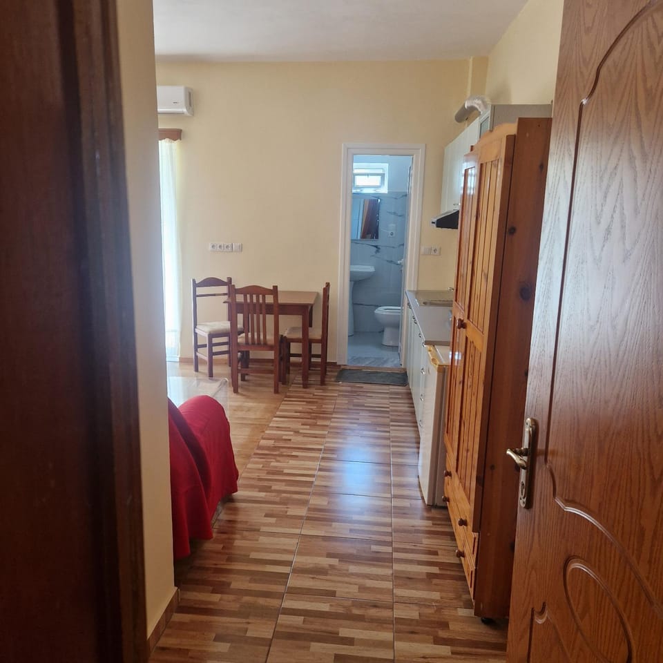 Villa Selmani Apartment in Ksamil