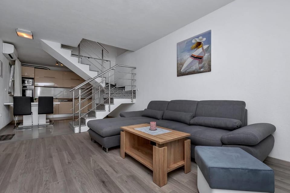 Kitchen or kitchenette, Living room, Fitness centre/facilities, Dining area