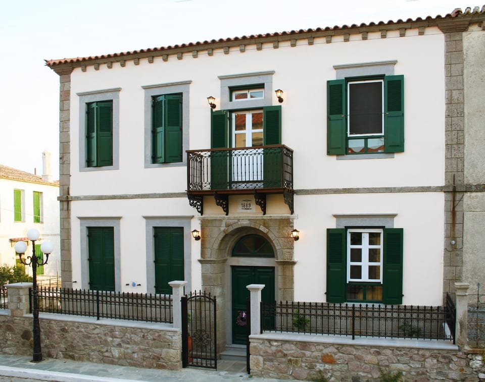 Artemis Traditional Hotel Apartment hotel in Decentralized Administration of the Aegean