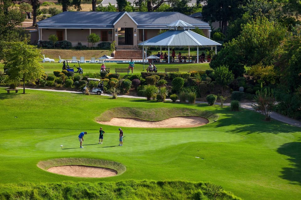 People, Golfcourse, group of guests