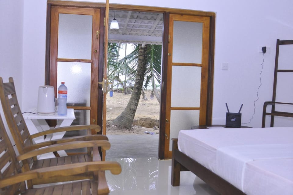 Bed, On site, Garden view, Sea view