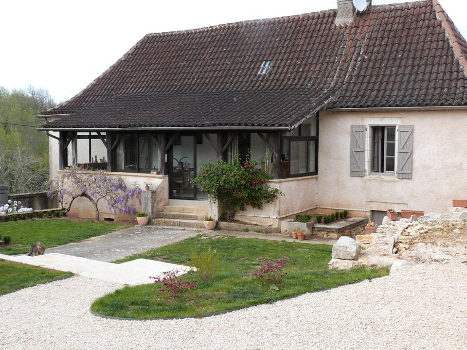 Property building, Balcony/Terrace