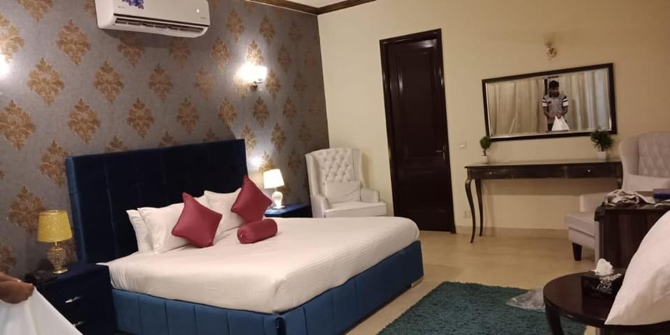 Westin Suites Hotel in Lahore