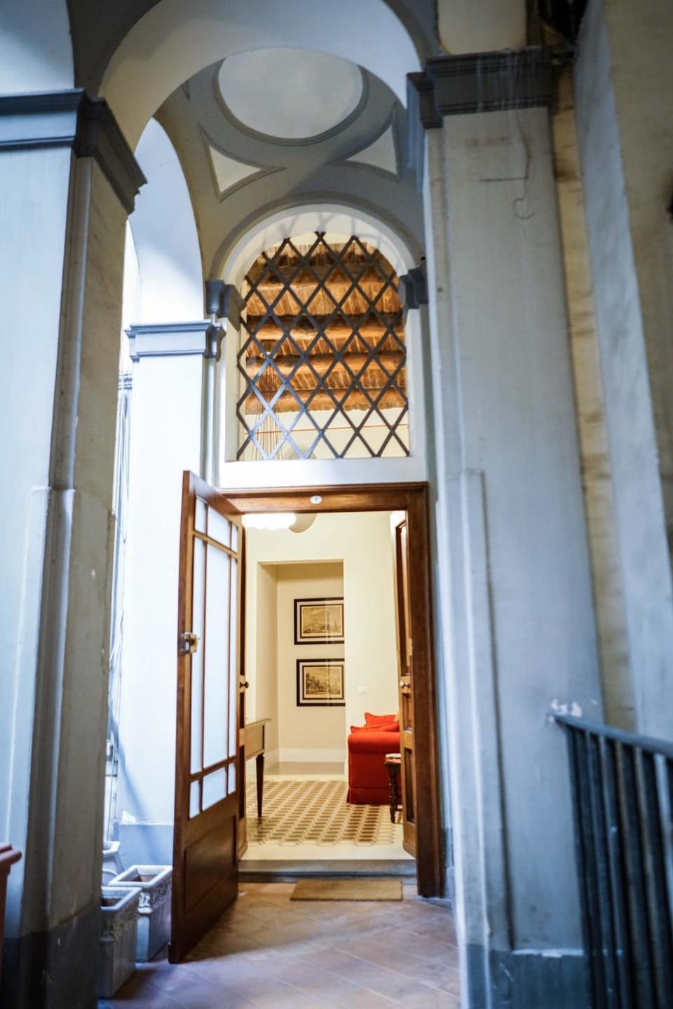 Facade/entrance