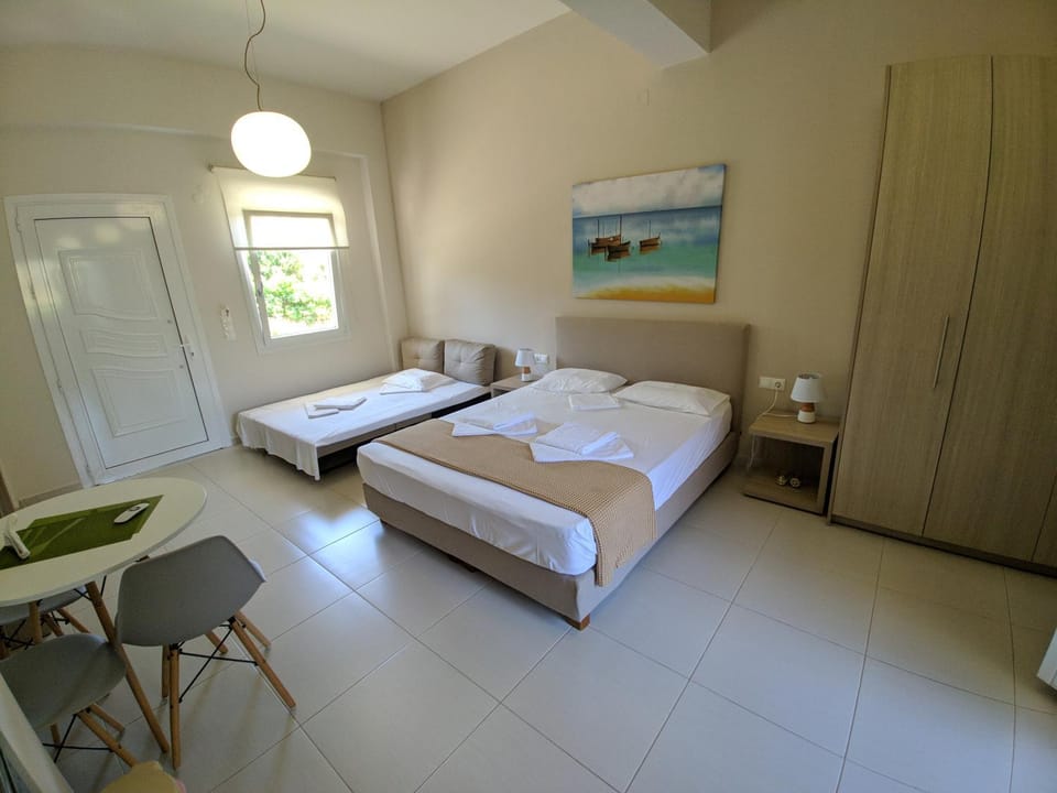 Minimalistic Apartment Near the Sea House in Crete