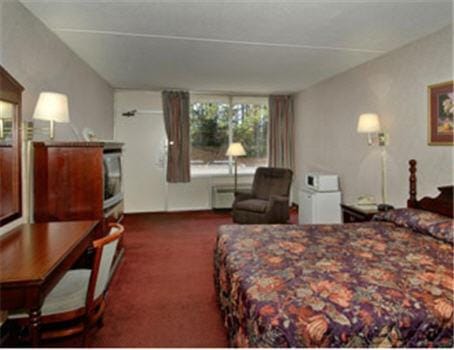 Bed, Decorative detail, Bedroom