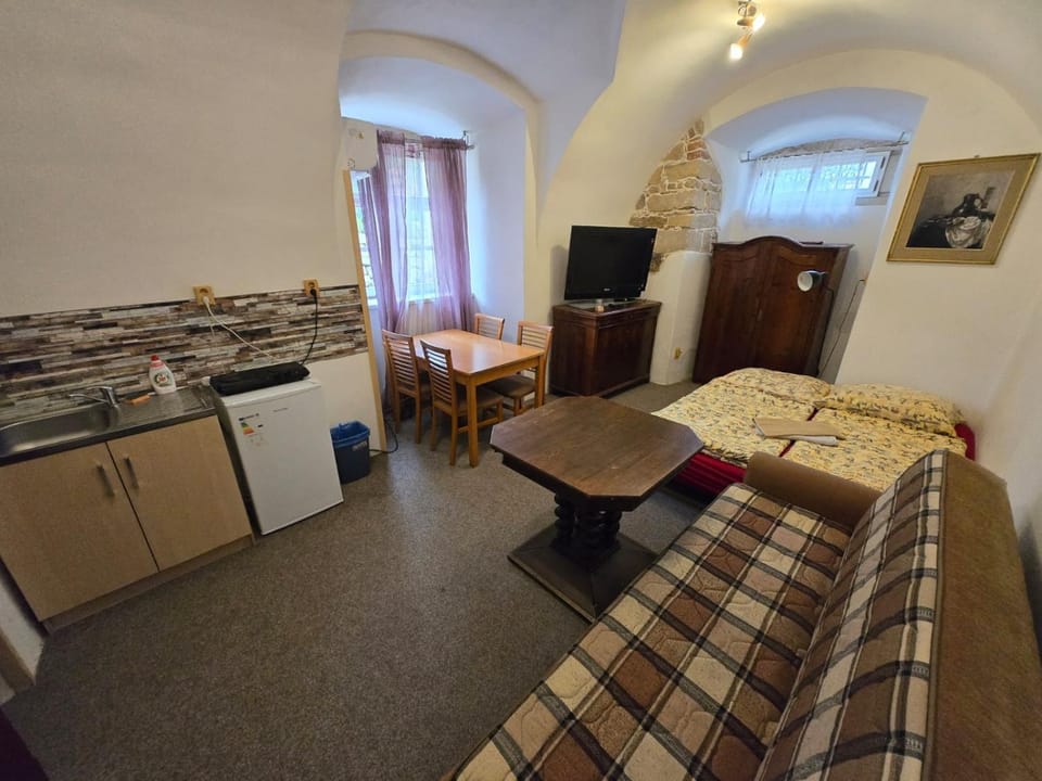 Fara Choustníkovo Hradiště Bed and Breakfast in Lower Silesian Voivodeship