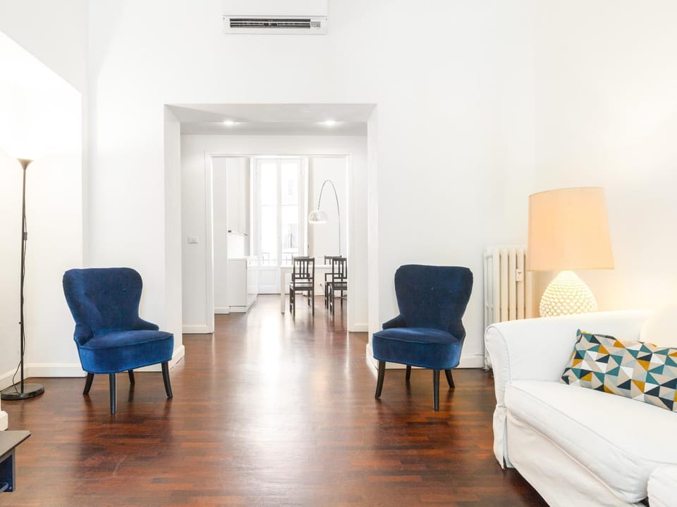 Living room, Photo of the whole room, Seating area