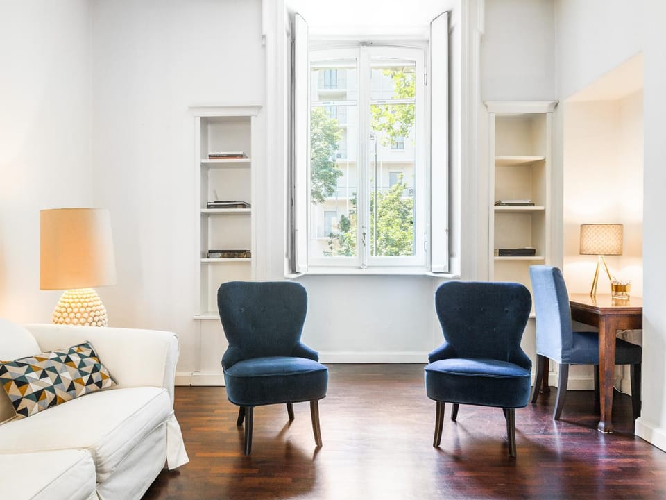 Living room, Seating area