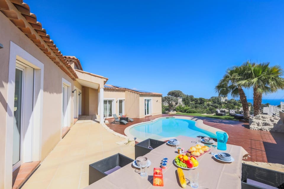 Balcony/Terrace, Swimming pool, Swimming pool
