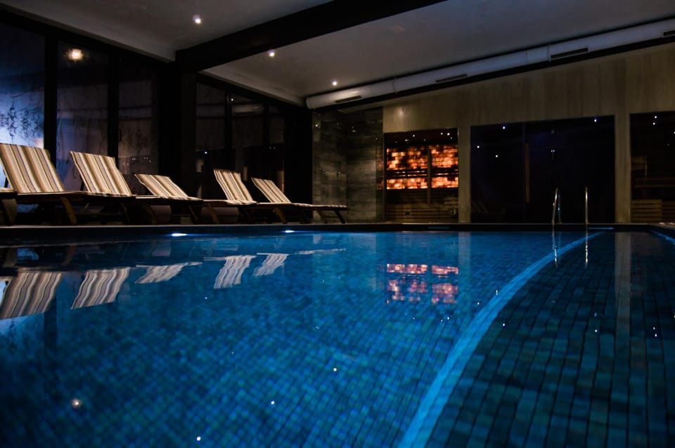 Night, Swimming pool