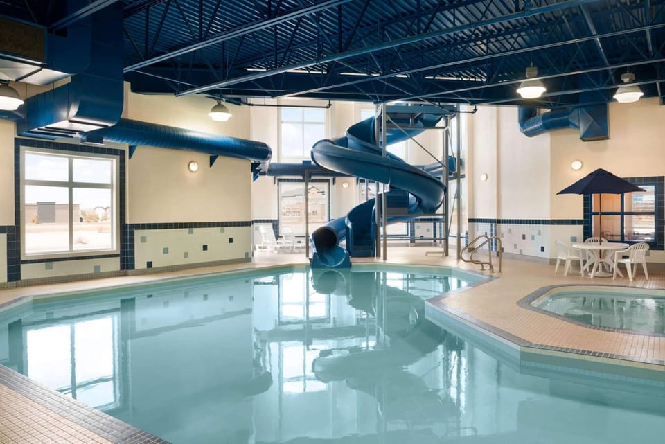 On site, Pool view, Swimming pool