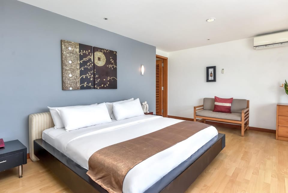 Bed, Bedroom, air conditioner