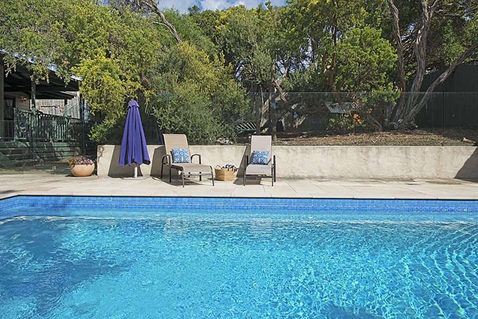 Poolside Sorrento House in Portsea