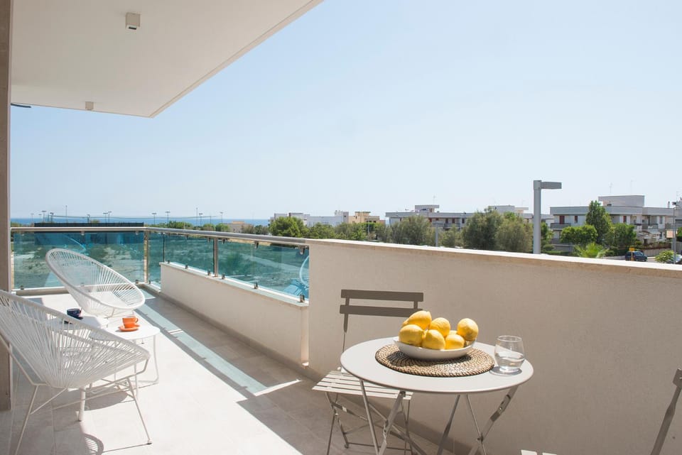 Natural landscape, View (from property/room), Balcony/Terrace, Sea view, sunbed