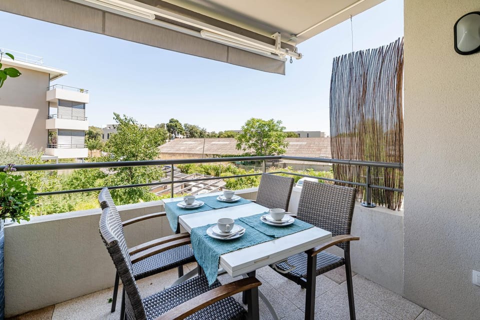 Patio, Day, View (from property/room), Balcony/Terrace, Dining area