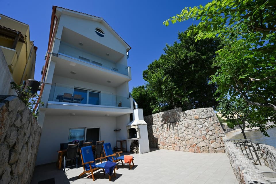Property building, Balcony/Terrace