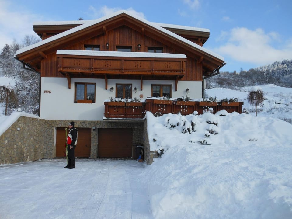 Facade/entrance, People
