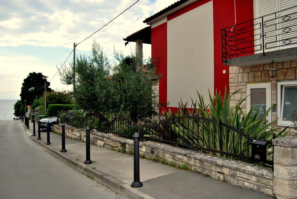 Property building, Neighbourhood, On site, Sea view