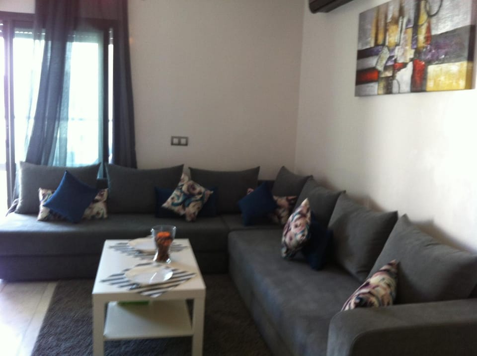 Communal lounge/ TV room, Lounge or bar