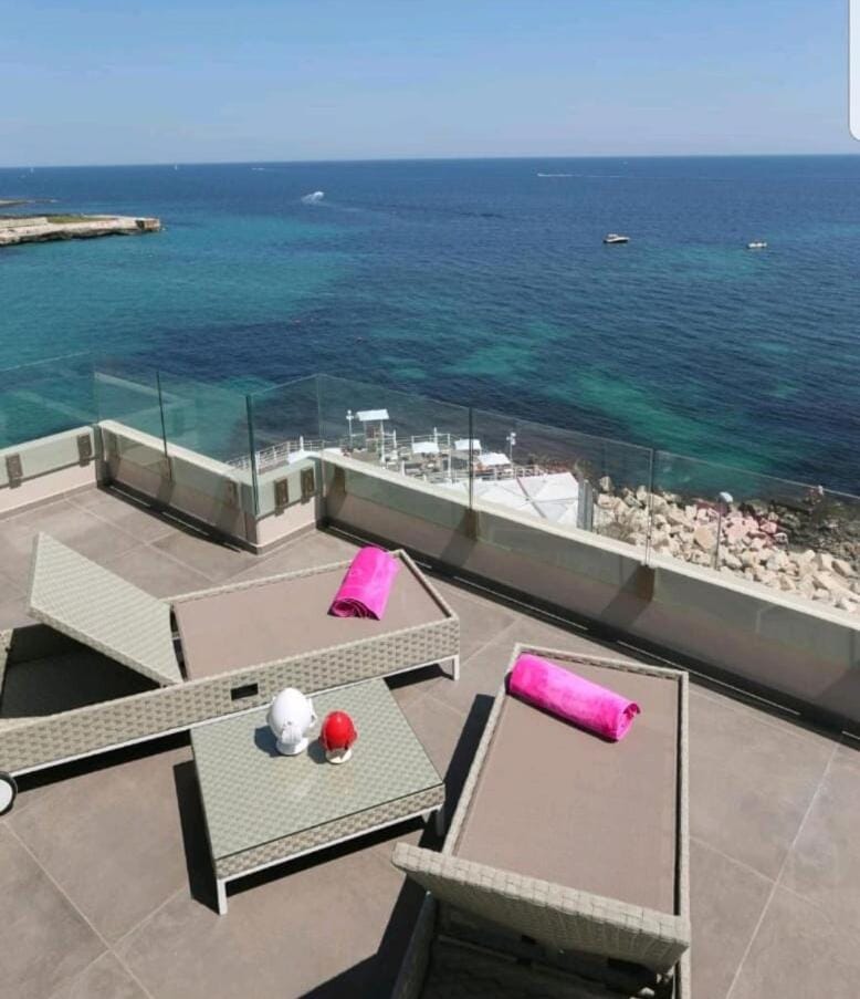 Natural landscape, View (from property/room), Balcony/Terrace, Sea view, sunbed