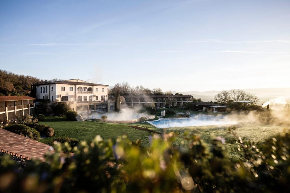 Property building, Garden, Pool view