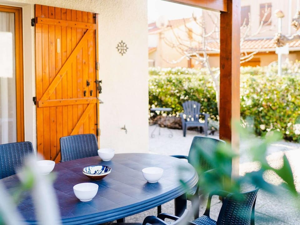 Pavillon familial à Narbonne-Plage, terrasse, solarium, parking privé, 6 couchages, proche plage - FR-1-409-97 Villa in Narbonne