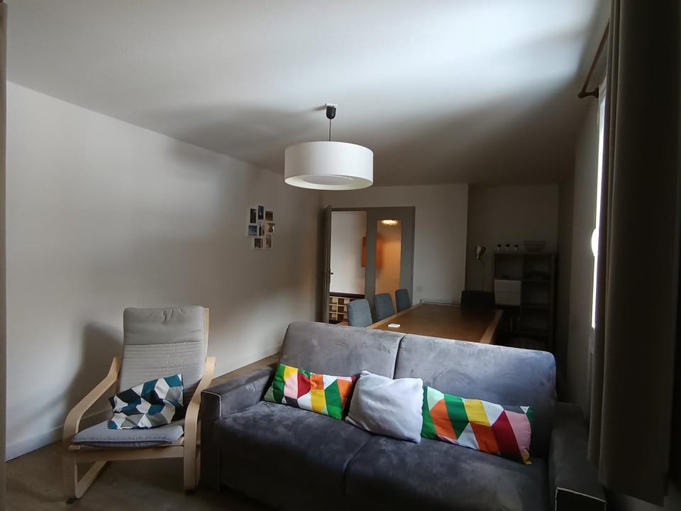 Grand appartement skis aux pieds - 6 pers - Parking - Vue superbe - FR-1-445-6 Apartment in Montgenèvre