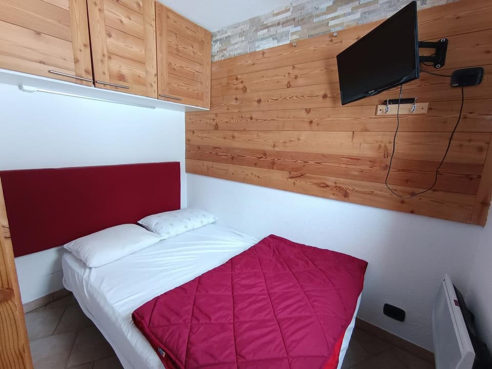 Appartement skis aux pieds avec terrasse, animaux admis, 6 pers. - FR-1-445-20 Apartment in Montgenèvre