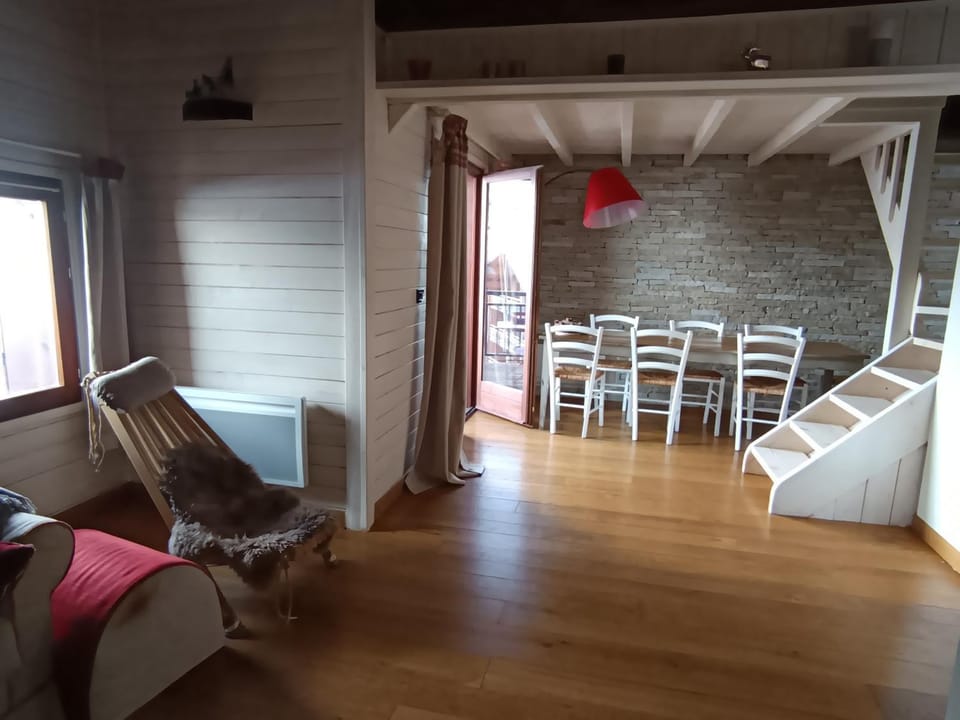 Charmant duplex pour 5 pers. à Montgenèvre avec vue imprenable, proche commodités, parking inclus - FR-1-445-29 Apartment in Montgenèvre