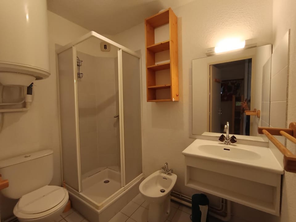 Grand studio ski aux pieds, lumineux et animaux acceptés - FR-1-445-116 Apartment in Montgenèvre
