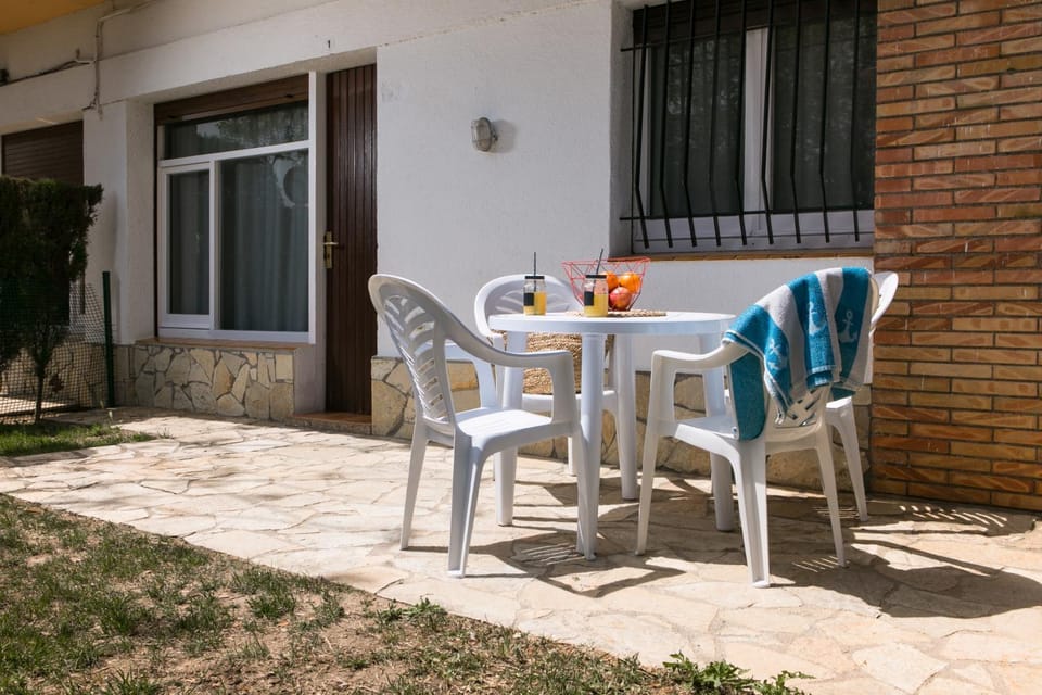 Off site, Garden, Balcony/Terrace