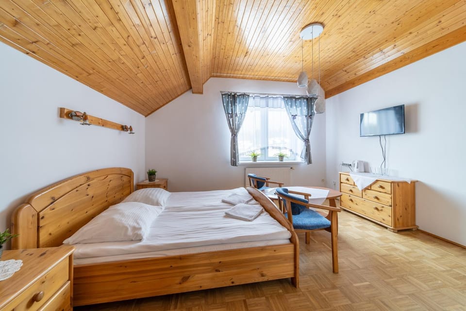 Orchidea Bed and Breakfast in Lower Silesian Voivodeship
