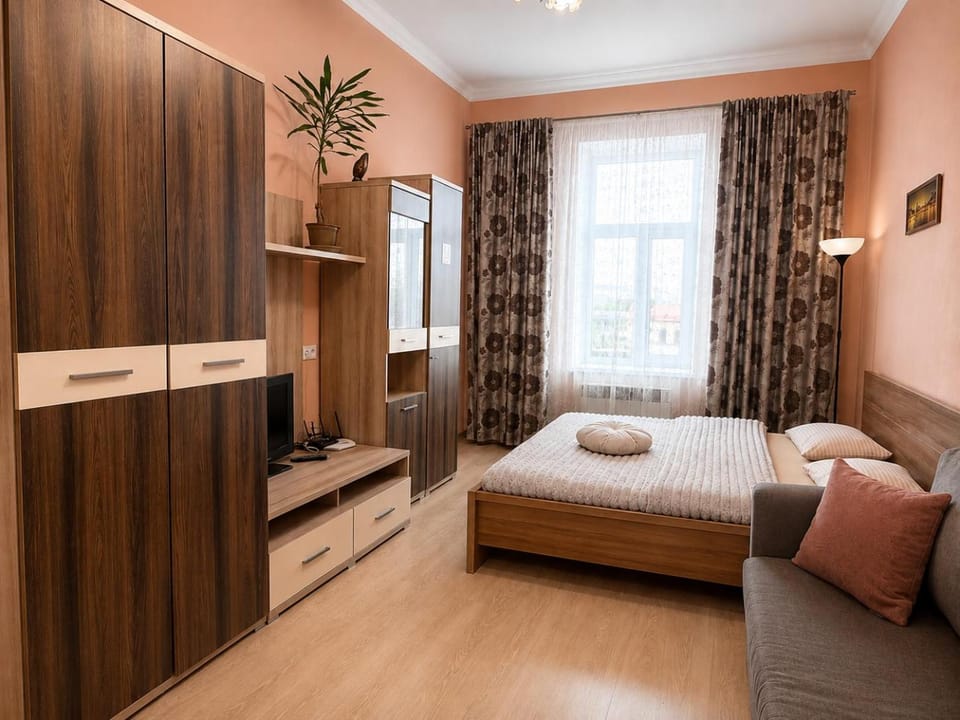 Bed, TV and multimedia, Photo of the whole room, Bedroom, wardrobe
