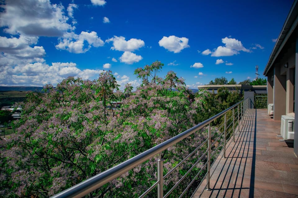Natural landscape, Balcony/Terrace, Mountain view
