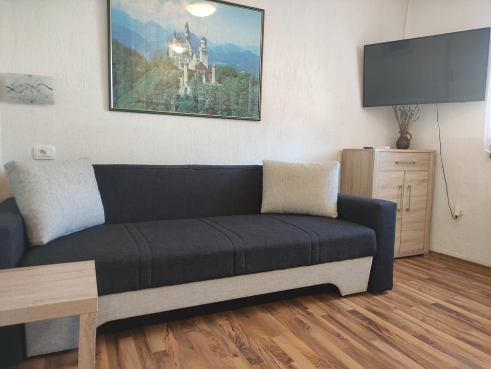 Apartman Budimir1 Apartment in Cres
