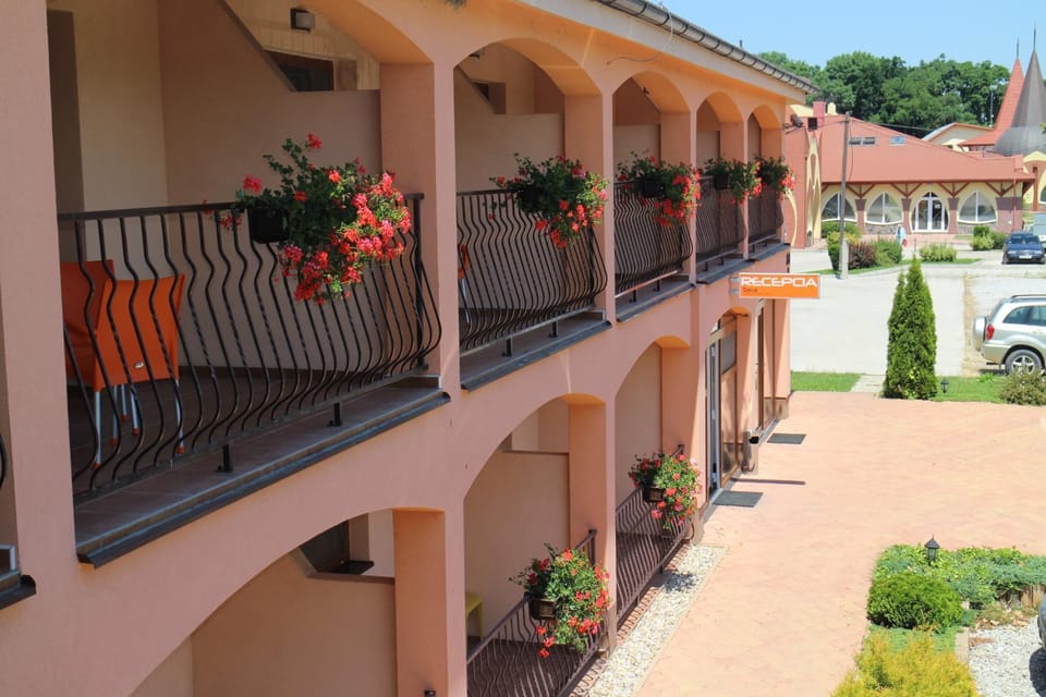 Property building, Day