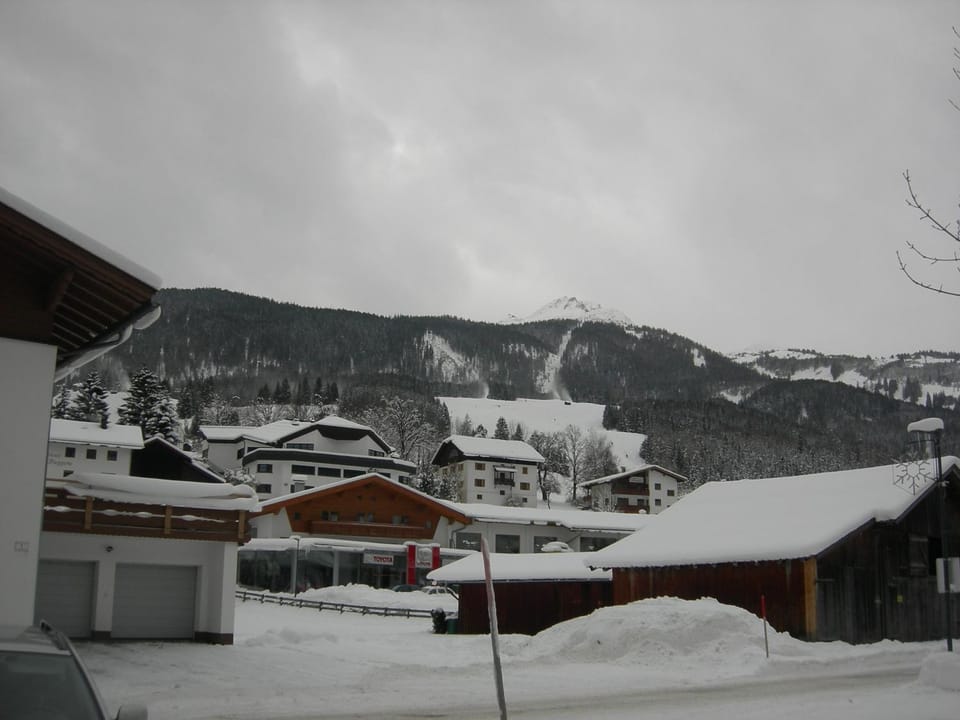 Neighbourhood, Other