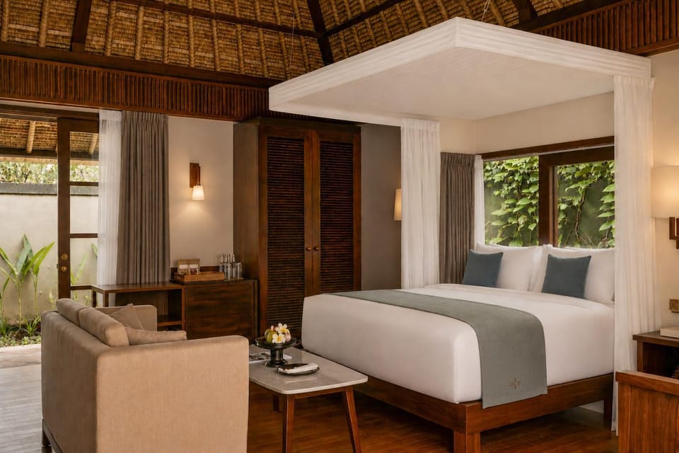Bed, Seating area, Bedroom