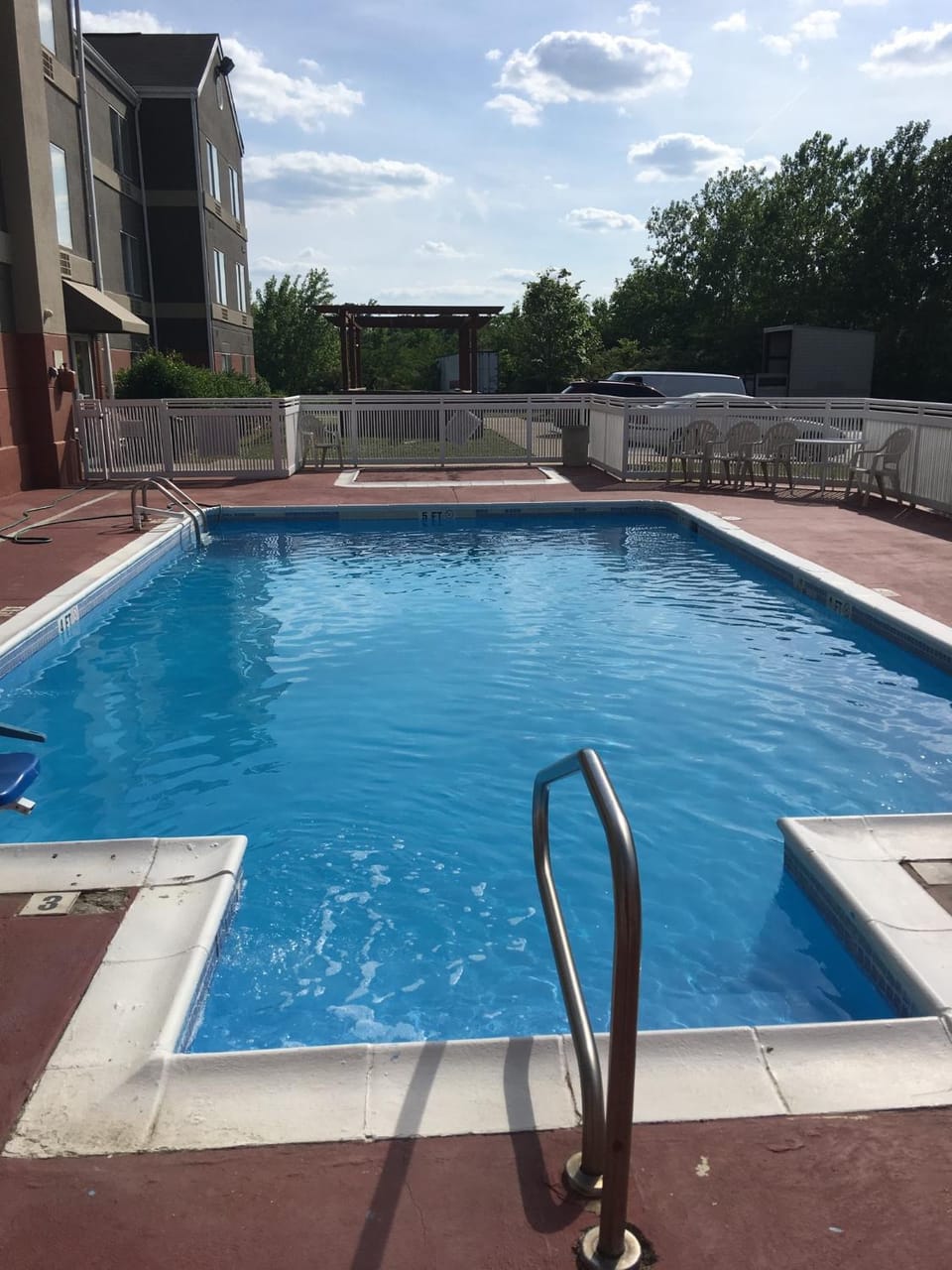 Swimming pool