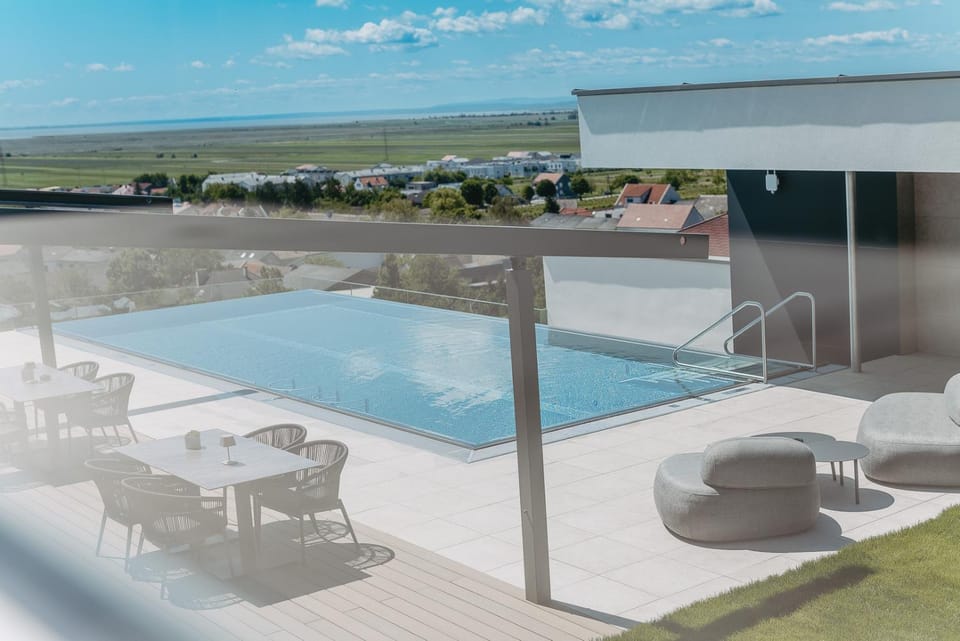 Garden, View (from property/room), View (from property/room), Garden view, Garden view, Pool view, Pool view, Swimming pool