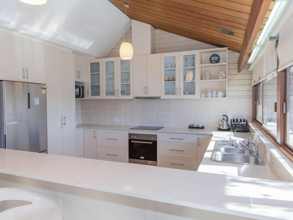 Platypus 19 McLure Circuit House in East Jindabyne