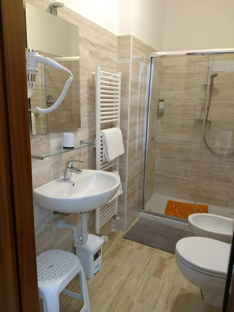Shower, Toilet, Bathroom