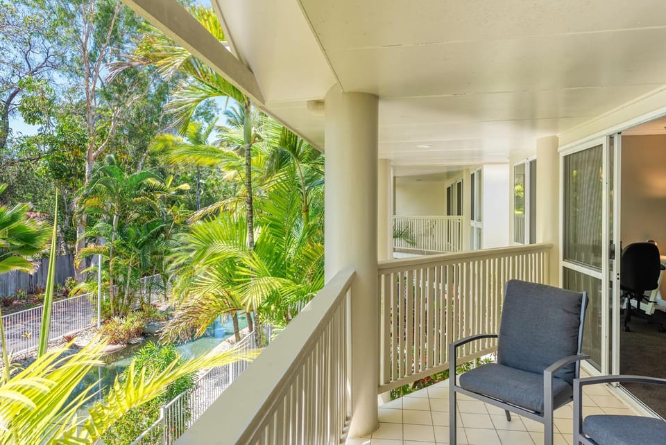 Balcony/Terrace, Garden view, Pool view